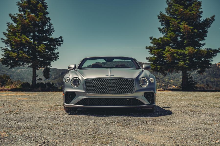  Bentley Continental GT V8 Convertible 2019 года  (NA) (фото 18 из 40)